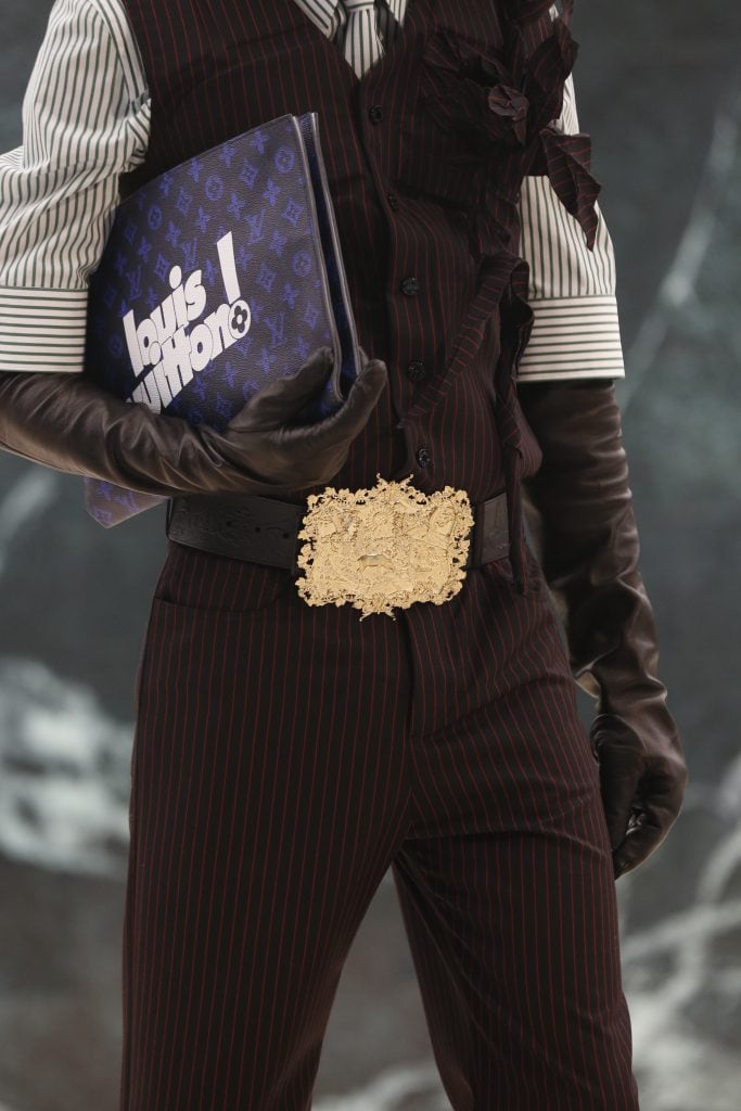The article: City Exclusive Belts Louis Vuitton Men's Collection by Virgil  Abloh Fall-Winter 2021