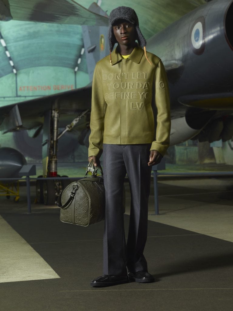 Louis Vuitton Mens Fall Winter 2021 reaction - LV Airplane bag!! 